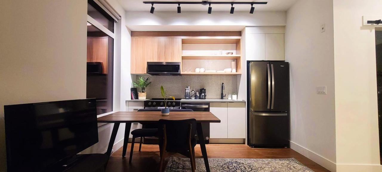 Dom wakacyjny Ironworks Studio By Iris Properties! *